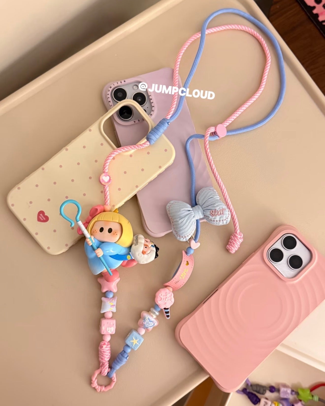 Yo-Yo mobile phone lanyard